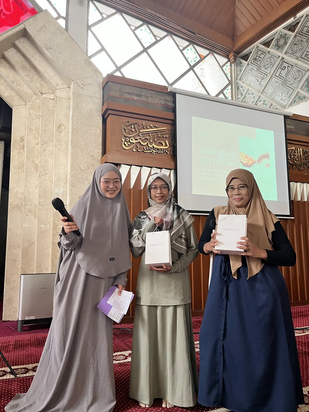 Pembicara kajian Kalibrasi di Masjid Al-Lathiif