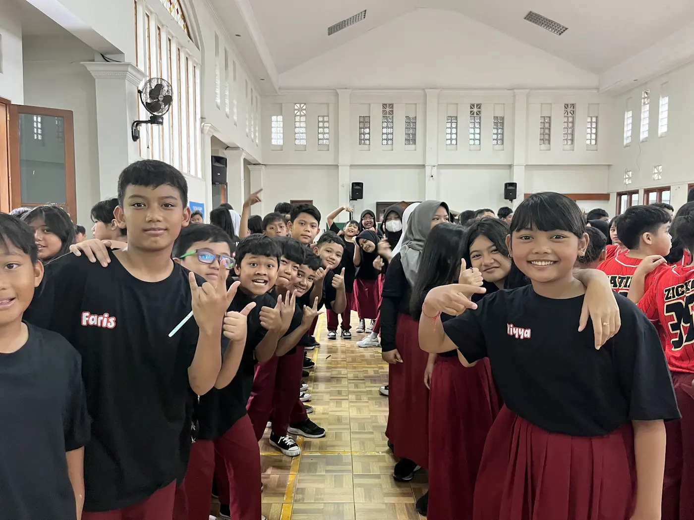 Kegiatan interaktif bersama siswa